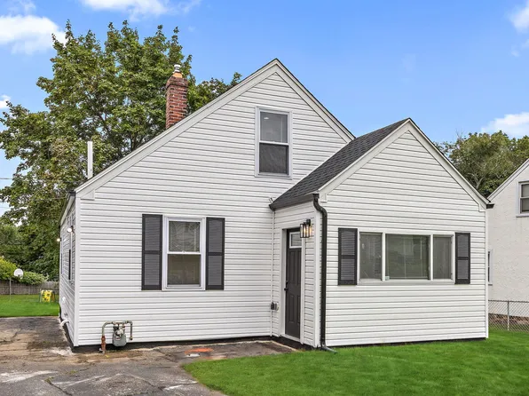 53 Seward Ln, Aston, PA 19014