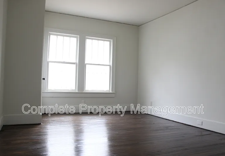 1412 Alabama Ave SW — Photo 6