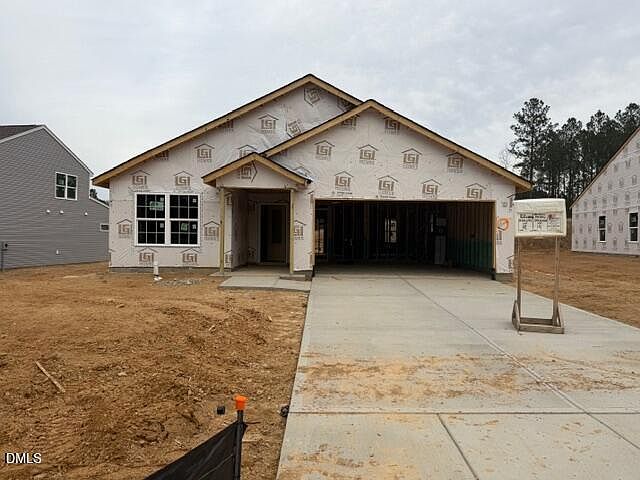 1st image of 102 Neuse Hollow Ct