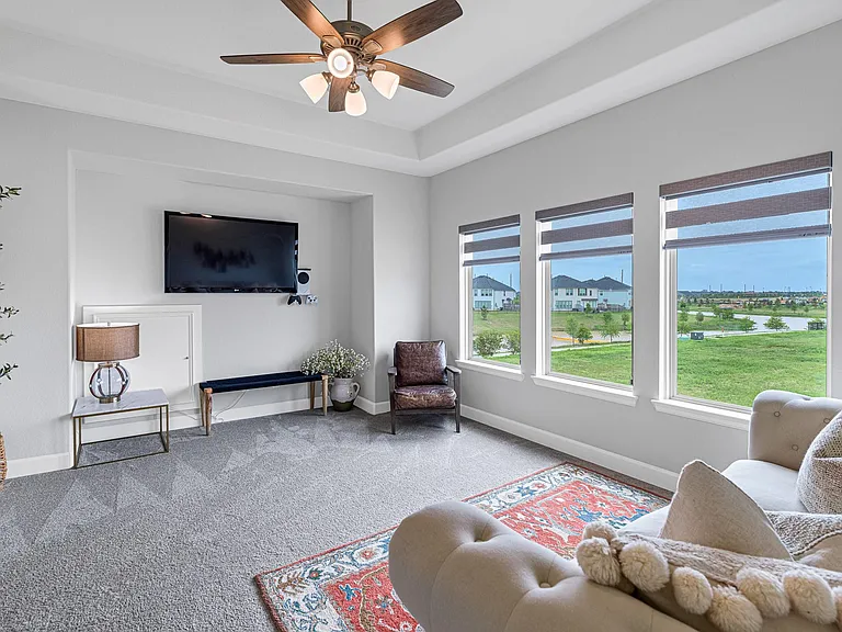5615 Logan Ridge Ln — Photo 32