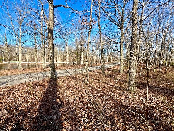 3rd image of 26 & 27 Star Point Rd