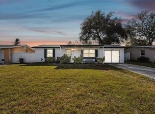 4852 Briar Hill Ct, Holiday, FL 34690