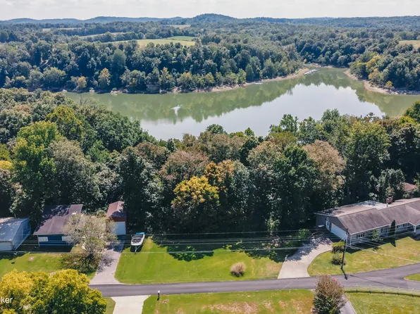 2843 Cannons Point Ln, Mc Daniels, KY 40152