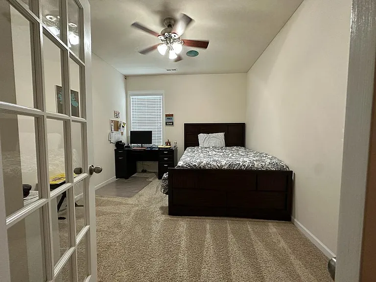 404 Hawks Creek Pkwy — Photo 14
