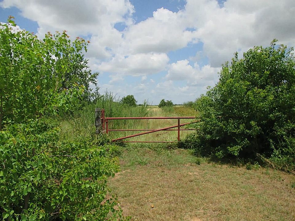2nd image of 2074 Jack Rabbit Rd