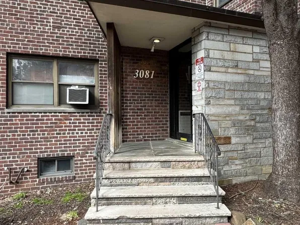 3081 Edwin Ave APT 4J, Fort Lee, NJ 07024