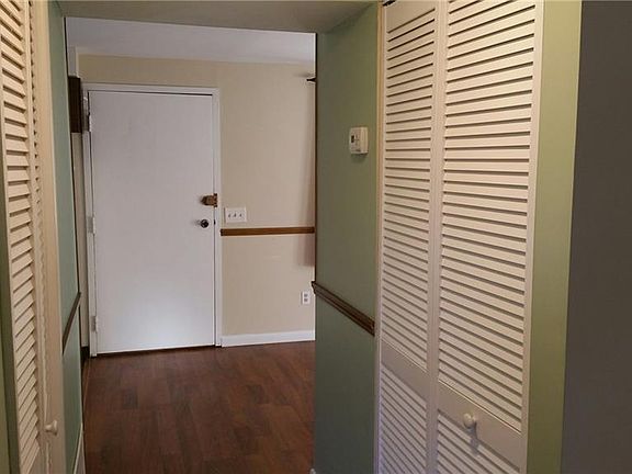 3rd image of 309 Higgins Dr