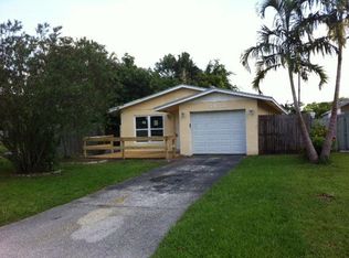 5453 Garfield Rd, Delray Beach, FL 33484