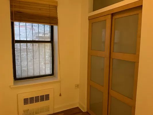 5th image of 414 E 10th St #E1