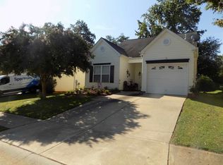 555 Clairidge Dr, Boiling Springs, SC 29316