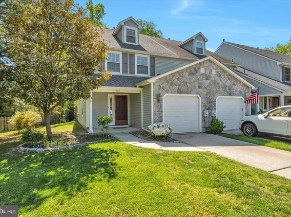 305 Hazelwood Ln, Marlton, NJ 08053