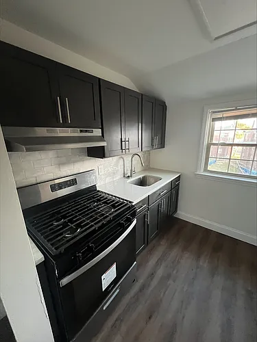 Parklynn Apts Photo 1