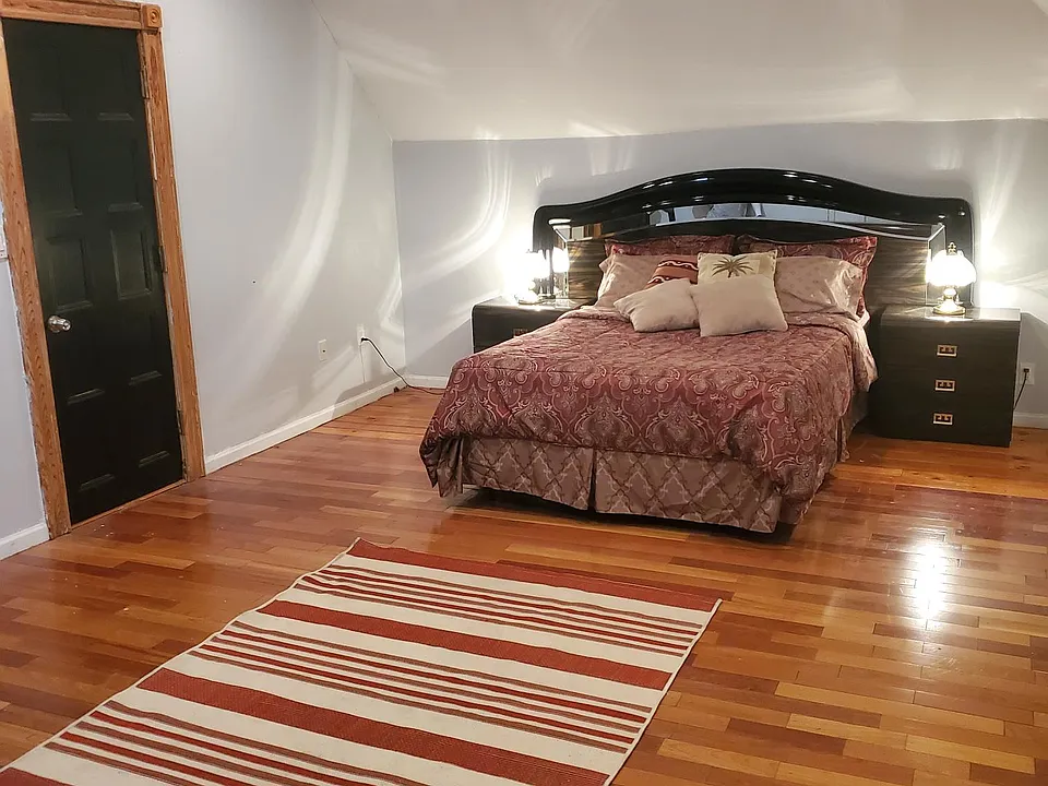 3847 Page Blvd #7