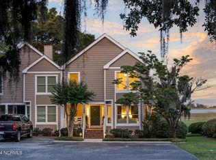 14 Oak Landing Rd, Wilmington, NC 28409