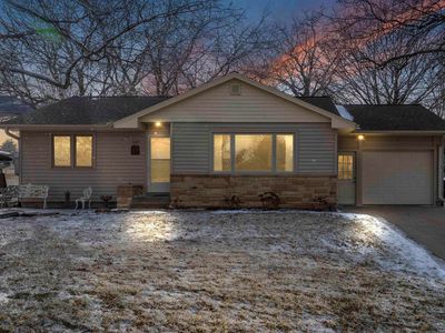 1103 4th St, Grundy Center, IA, 50638