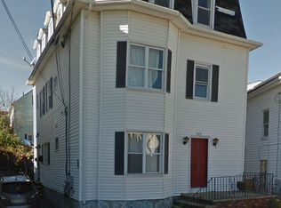 507 3rd St, Fall River, MA 02721