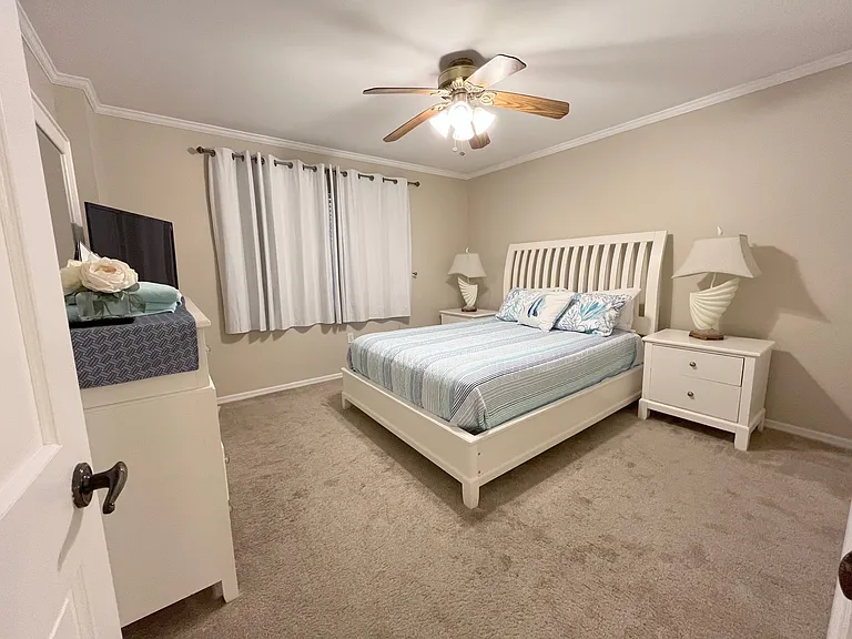 6600 Sunset Way #105 — Photo 10