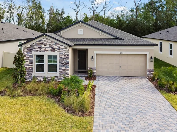 12032 Hilltop Farms Dr, Dade City, FL 33525