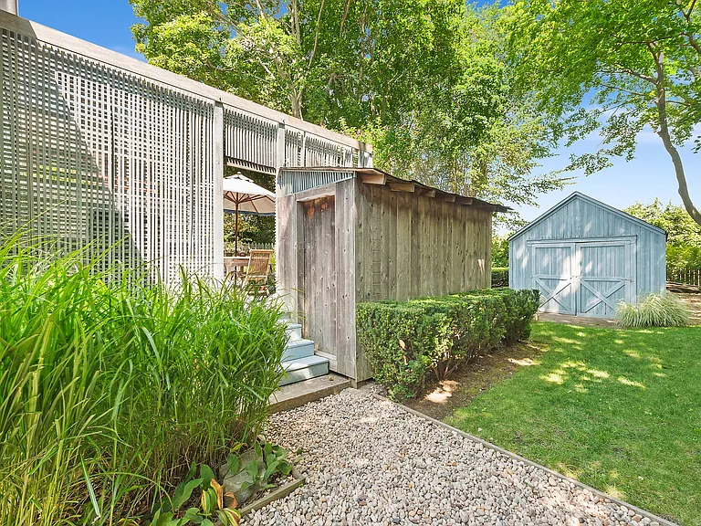 Jermain Ave — Photo 18
