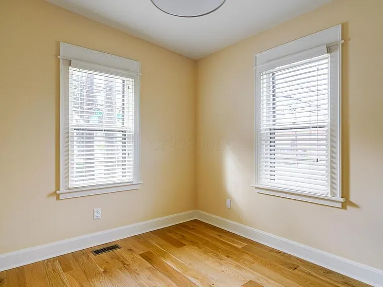 131 Lansing St — Photo 22
