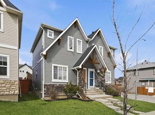338 S Skyview Ranch Rd NE, Calgary, AB T3N 0K9