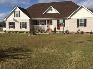 100 Dustin Ln, Moyock, NC 27958