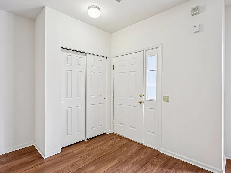 Spring Creek Apartments — Photo 142