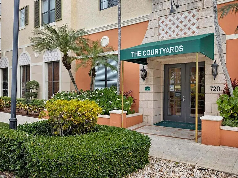 780 S Sapodilla Ave #412 — Photo 16