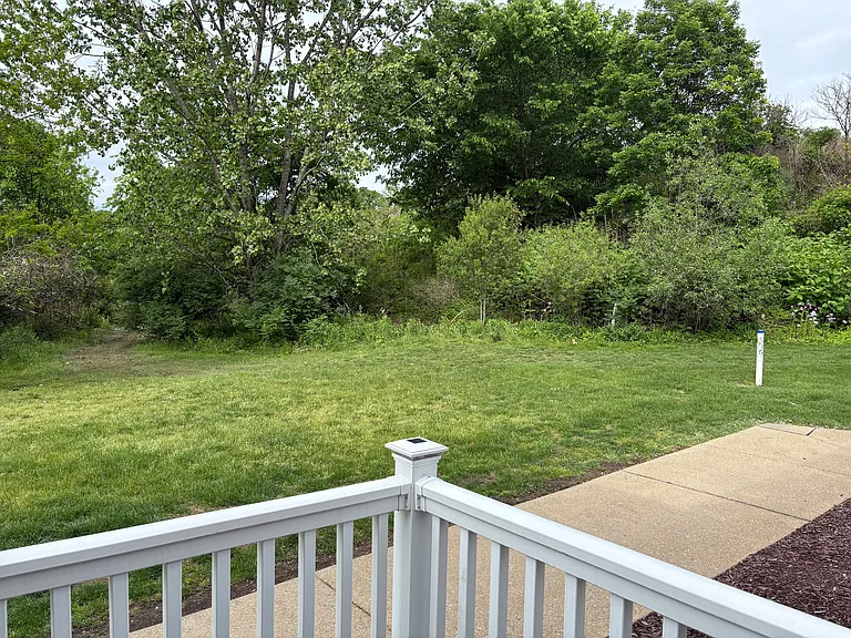 1008 Sonie Dr — Photo 3