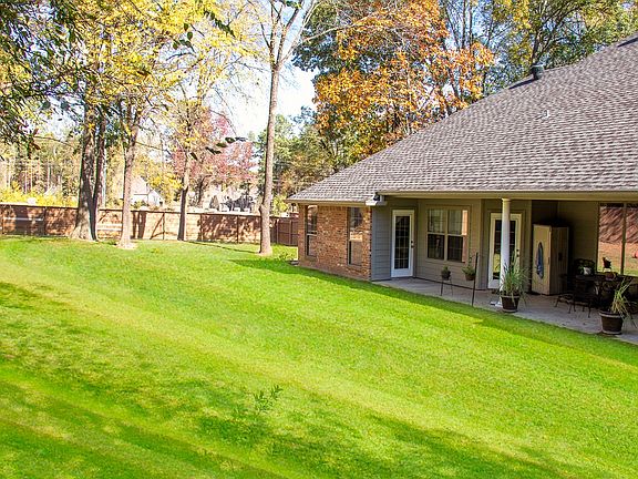 5th image of 3315 Saint Andrews Dr