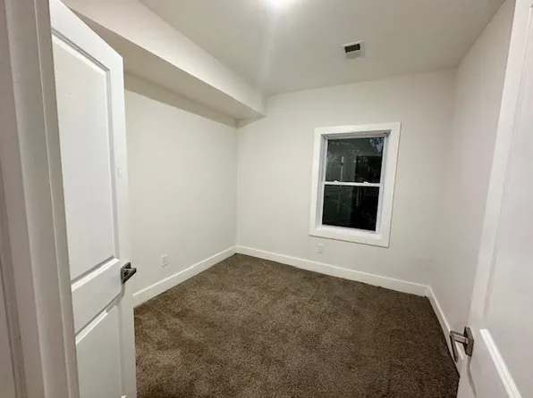 132 Hopkins Avenue image 10 of 13