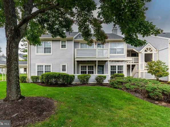 49 Chinkaberry Ct, Howell, NJ 07731
