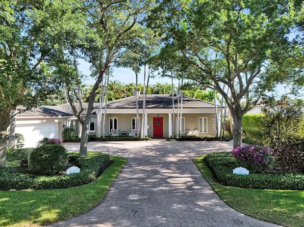 15 Minnetonka Road, Sea Ranch Lakes, FL 33308