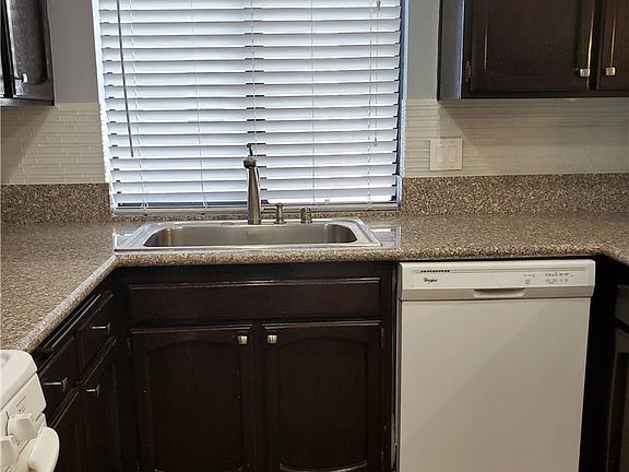 4th image of 20737 Roscoe Blvd Unit 801