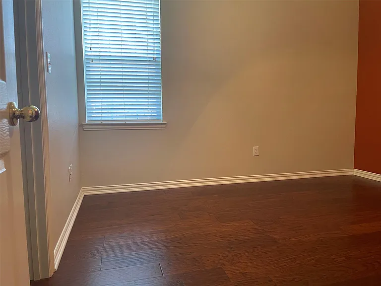 716 Ticonderoga Dr — Photo 28