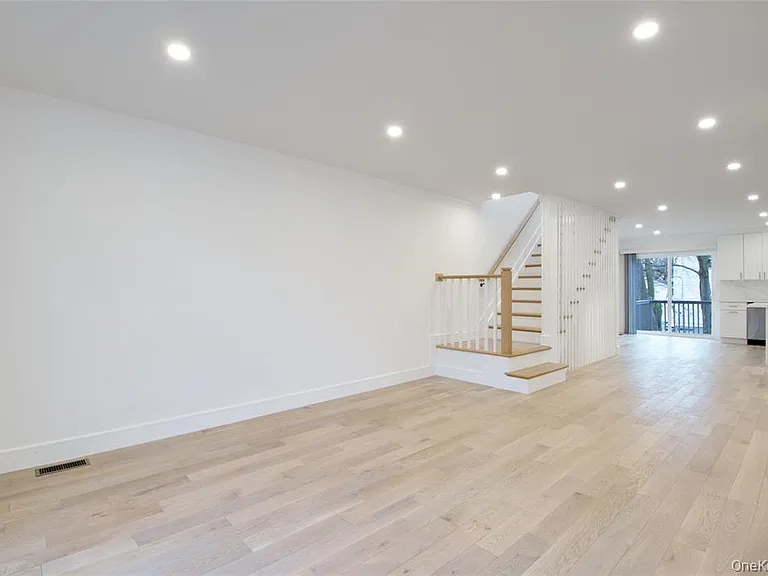 56 Kirkwood Rd #A — Photo 13