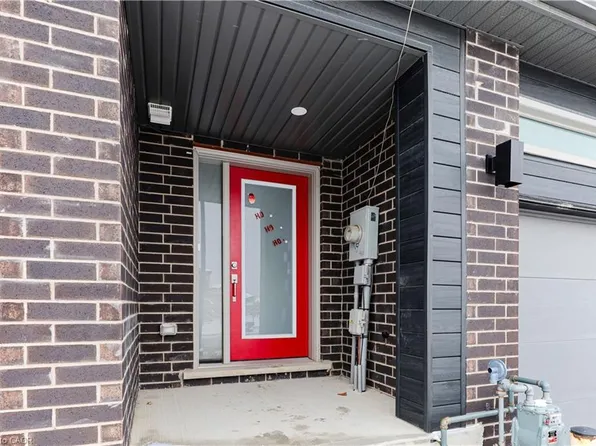 105 Pony Way, Kitchener, ON N2R 0R8