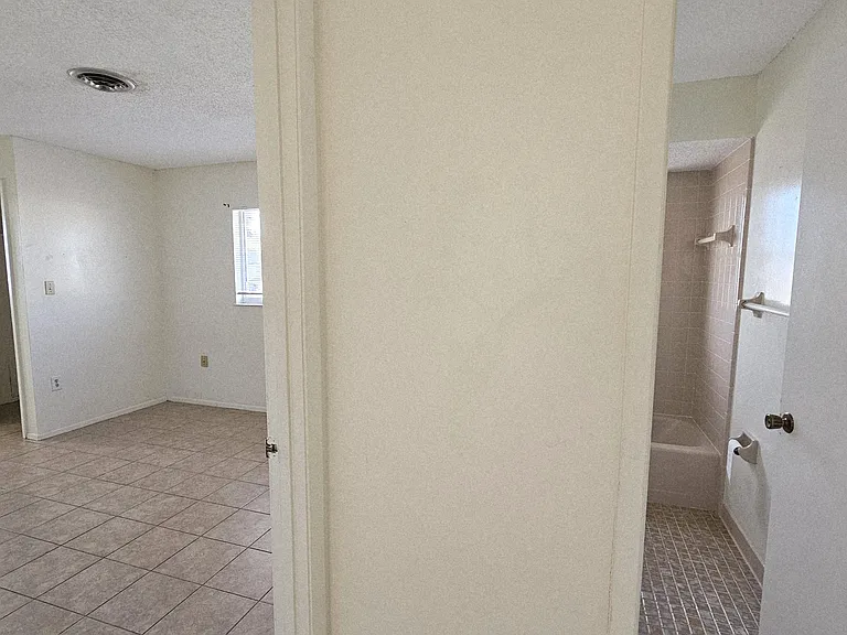 1401 S McCall Rd #301A — Photo 18
