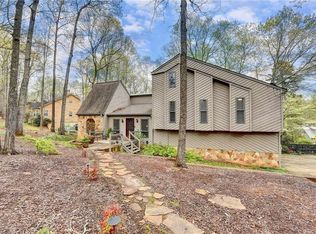 105 Ridge Rd, Berkeley Lake, GA 30096