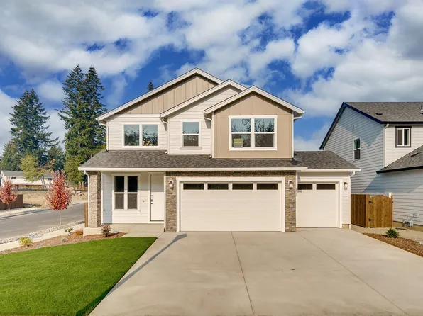 832 NW 28th St, Battle Ground, WA 98604