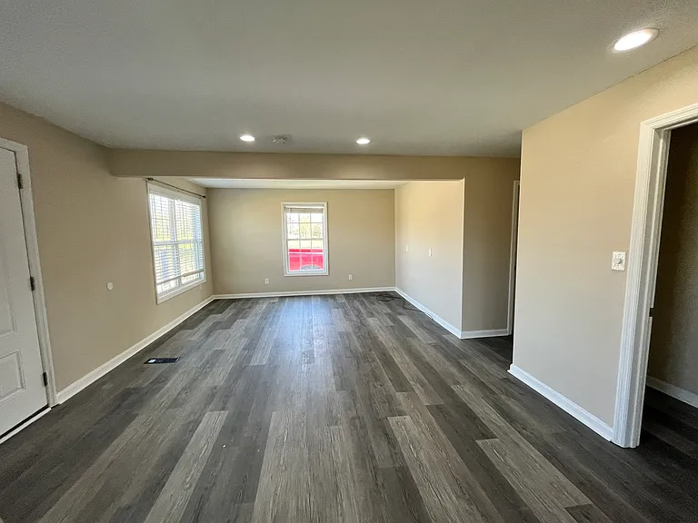 3574 New Manchester Hwy — Photo 8