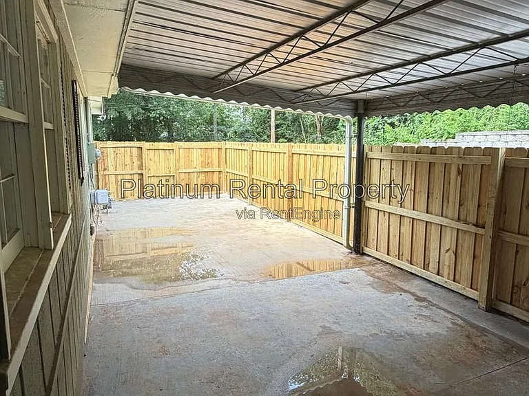 1868 Quarry Rd NW — Photo 27