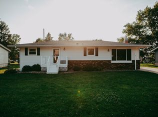 708 Lyndale Ave, Spring Valley, MN 55975