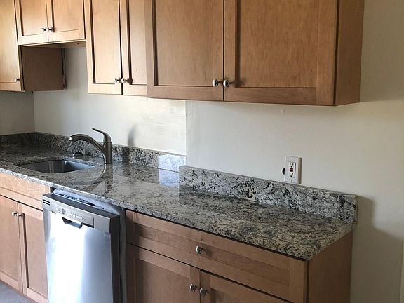 Galley kitchen, granite counters