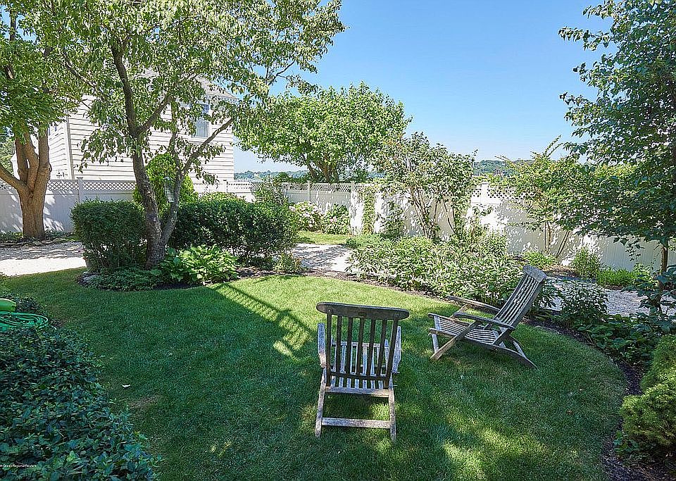 Exterior Front and Back yard