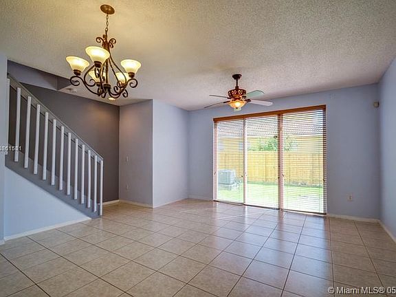 4th image of 2307 NE 42nd Cir #0
