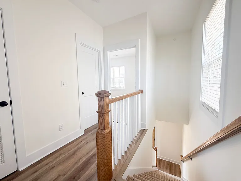 1348 Meridian St — Photo 17