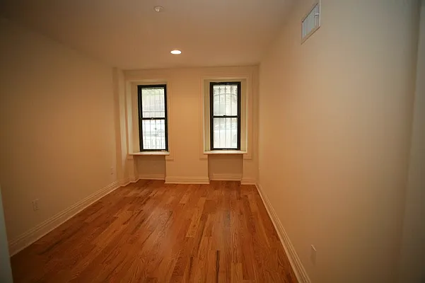 Rented by Orchard Plaza, LLC | media 17