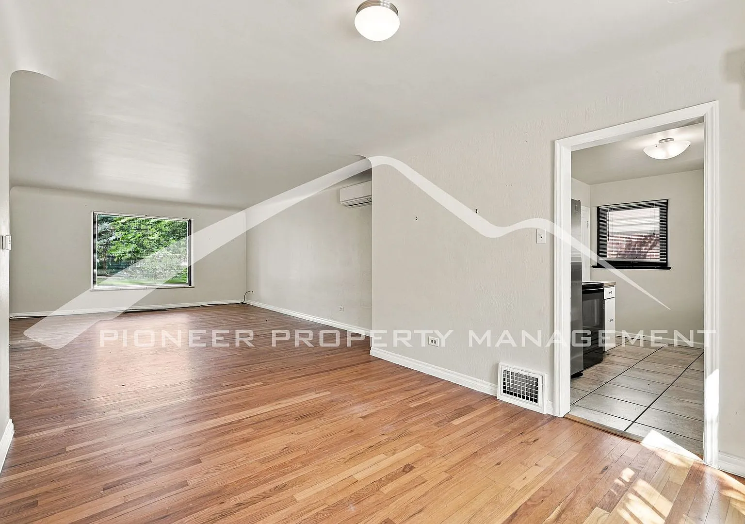Spacious Home with Fenced Yard and Washer/Dryer — Photo 4