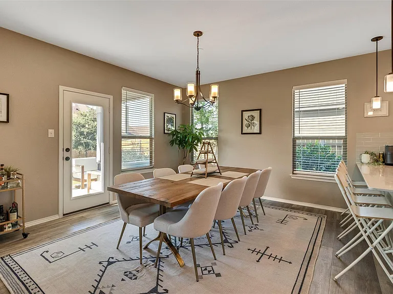 402 Thunder Valley Trl — Photo 10